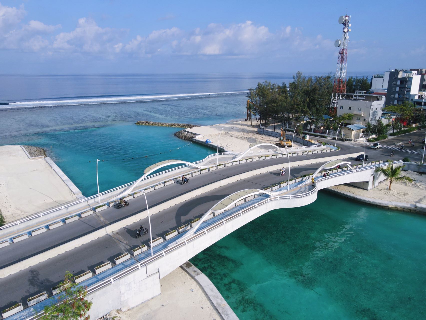ހުޅުމާލެ ފޭސް 2 ގުޅޭ ބްރިޖު